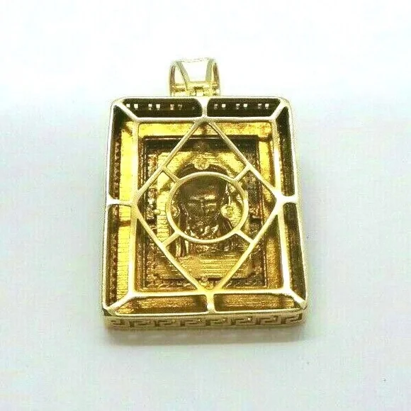 10K YELLOW GOLD DIAMOND CLUSTER JESUS CHRIST PENDANT .75 CARAT